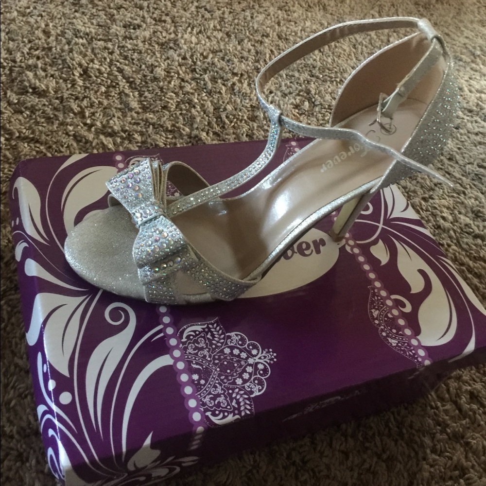 Silver special occasion shoes